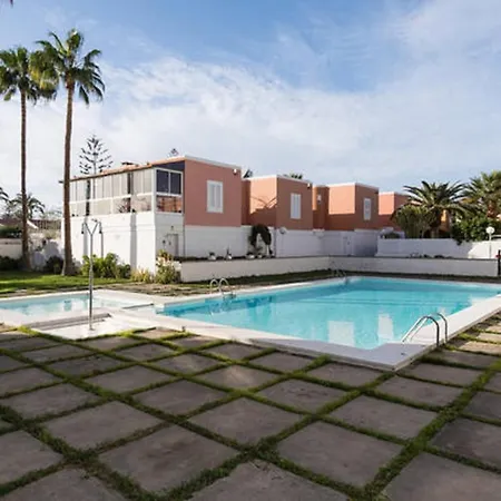 Best Location - 3 Bedrooms/2 Bathrooms; Wifi Incl. Apartment Playa del Inglés